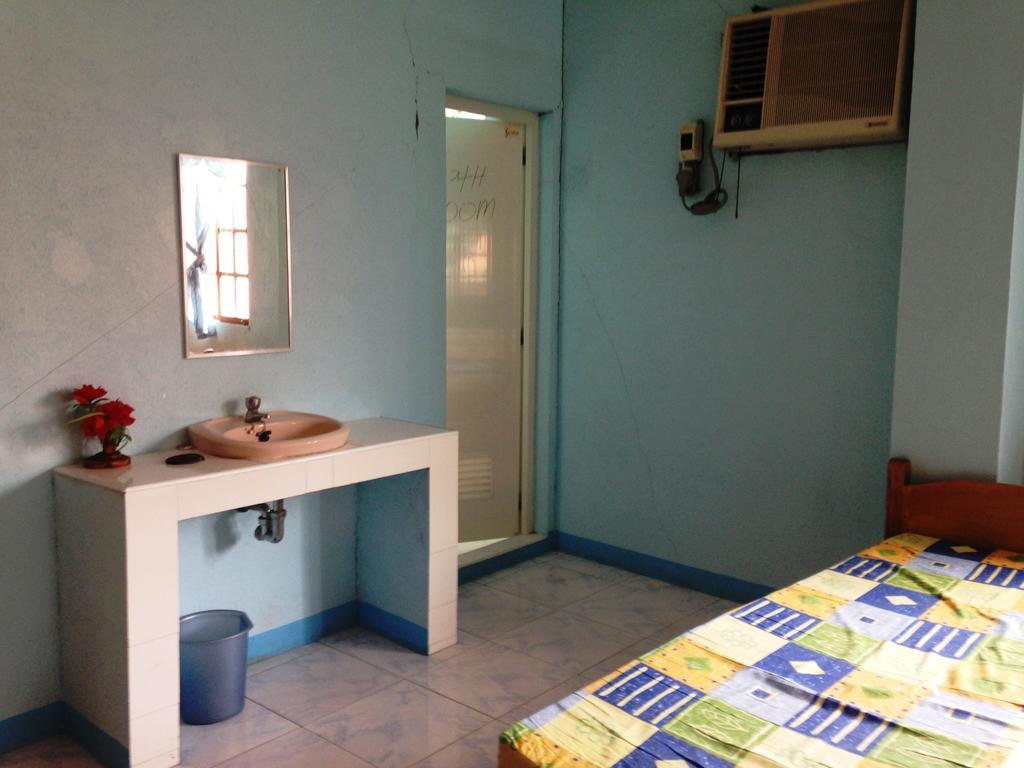 Hilltop Cottages Loboc Bagian luar foto