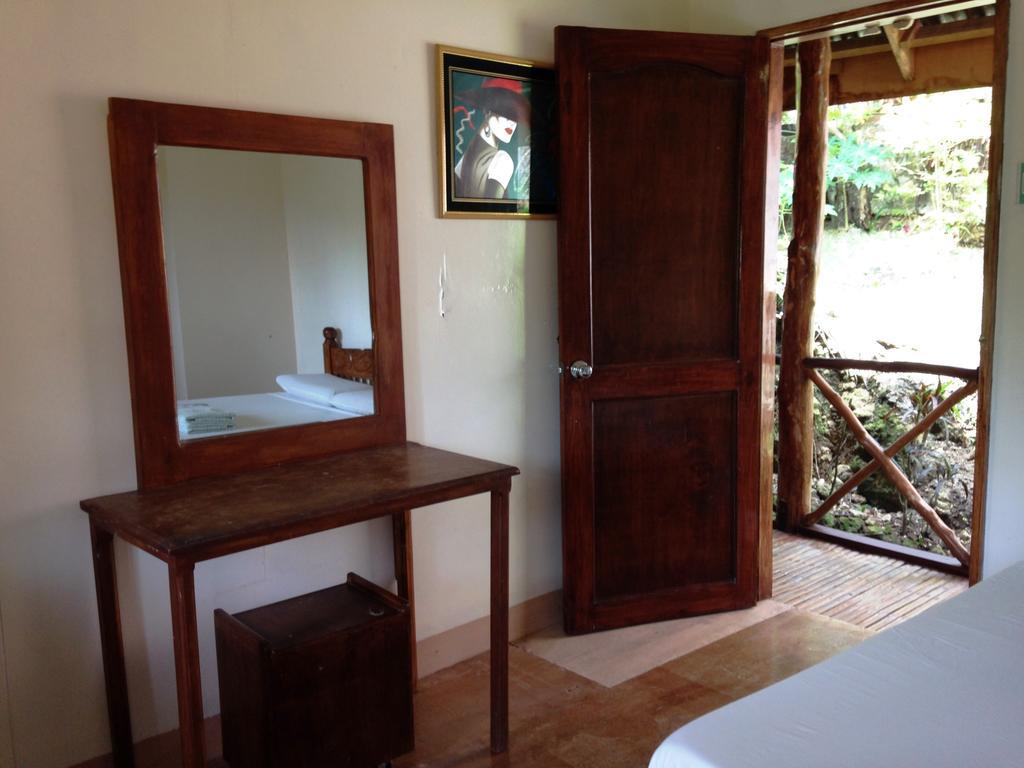 Hilltop Cottages Loboc Bagian luar foto